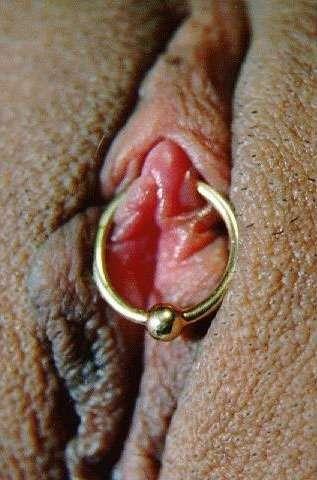 piercings clitoris. clitoris piercing 02 clit